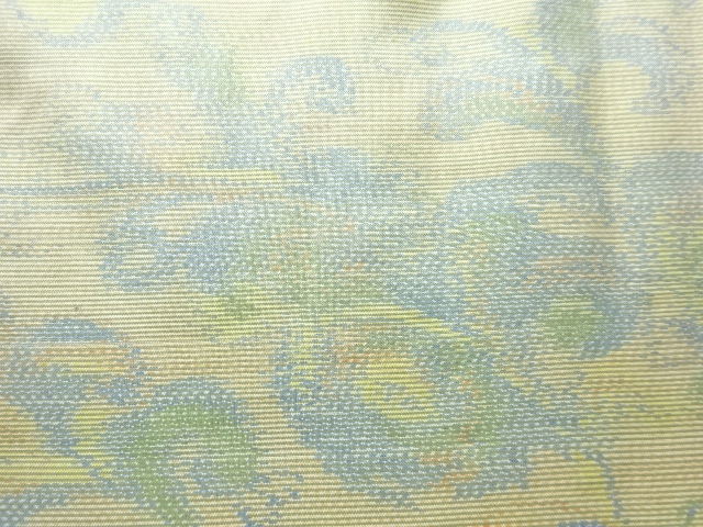 JAPANESE KIMONO / ANTIQUE KIMONO / SILK / OSHIMA TSUMUGI / WOVEN FLOWER ARABESQUE